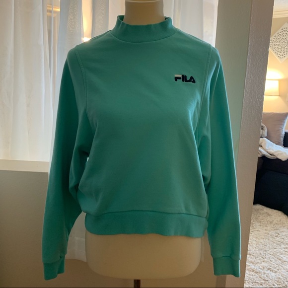Fila Sweater. Size Medium - Picture 3 of 7